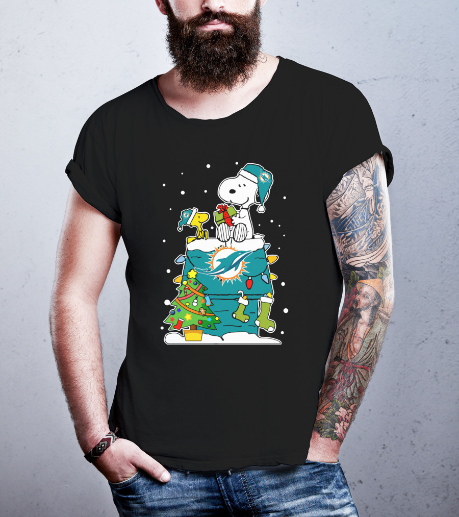 Miami Dolphins Snoopy Christmas Peanuts Fan Collection T-Shirt