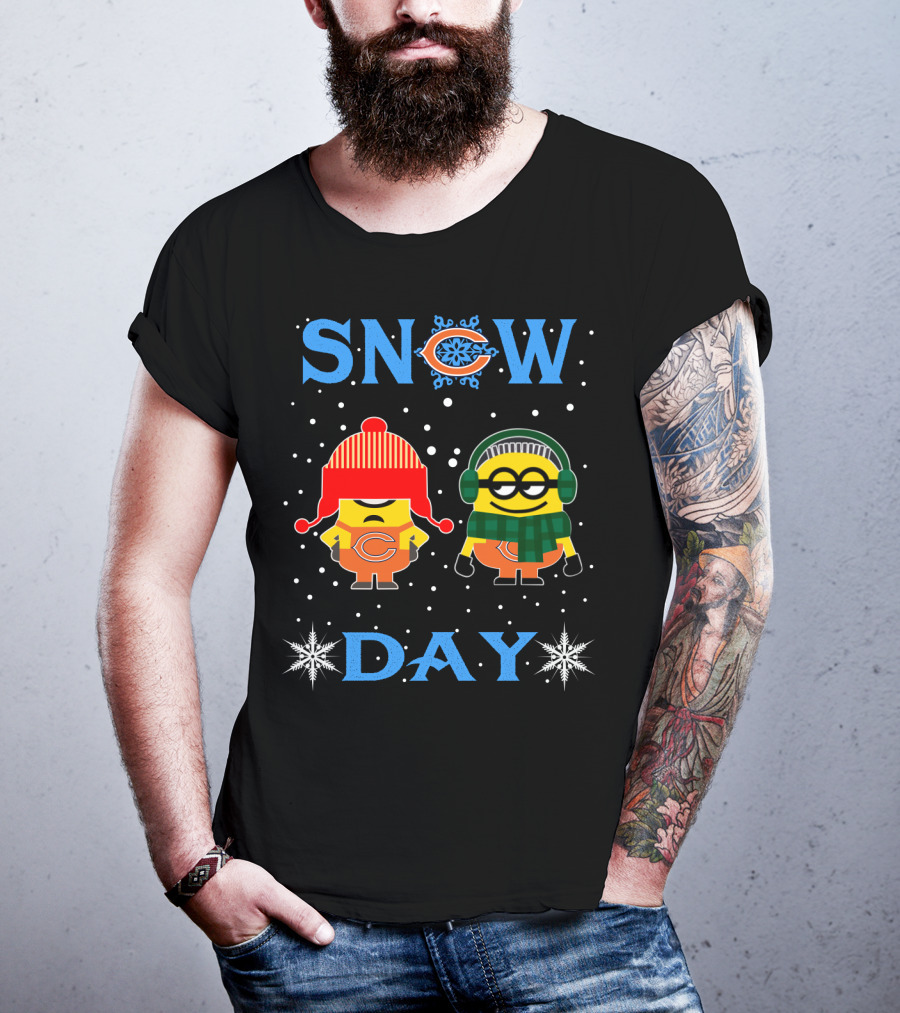 Snow Day For Chicago Bears And Minion Fans T-Shirt