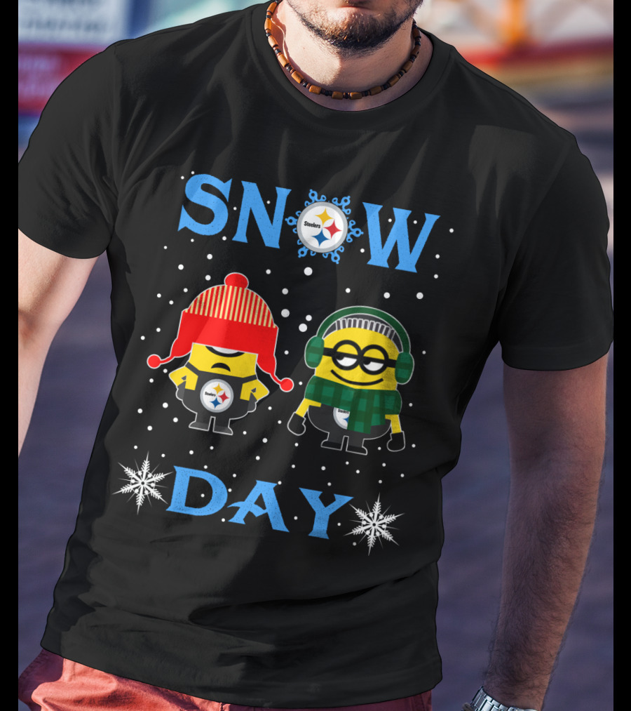 Snow Day For Pittsburgh Steelers Versus Minion Snowflakes And Winter Gear T-Shirt