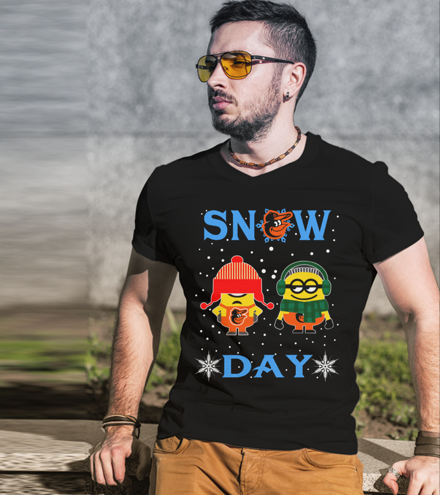 Snow Day Baltimore Orioles Minions T-Shirt
