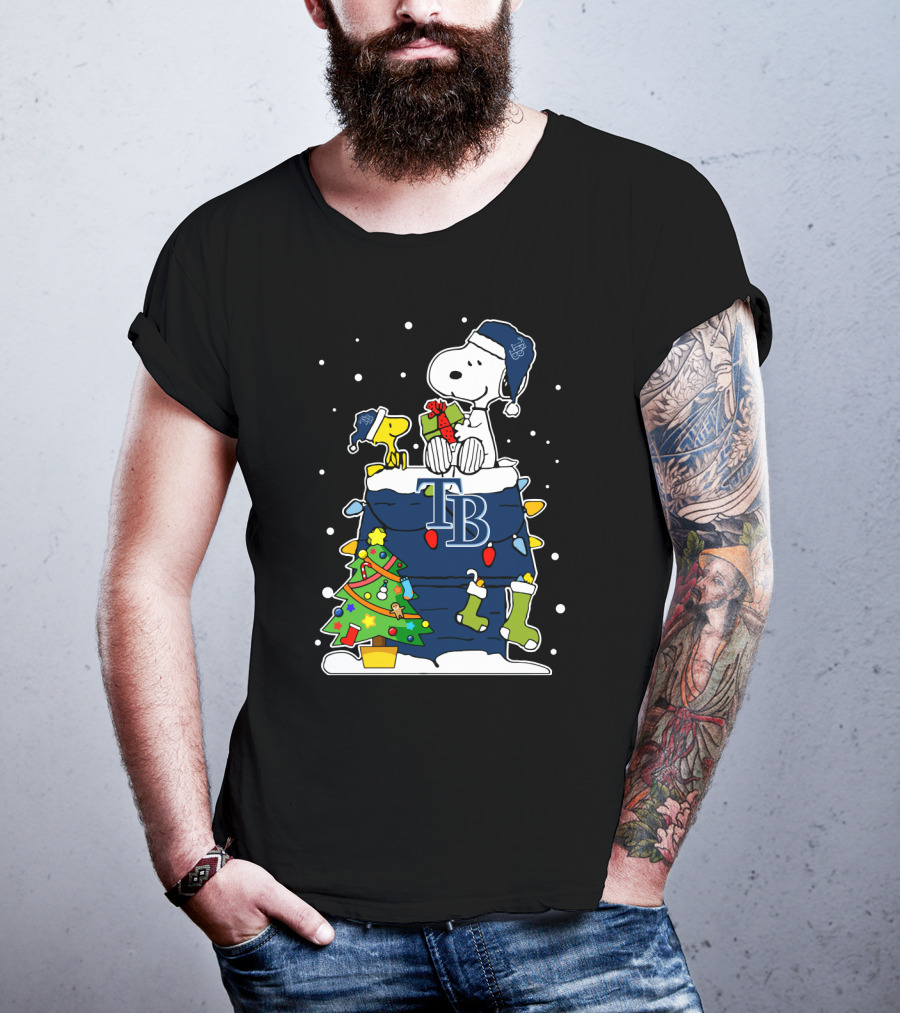 Tampa Bay Rays Snoopy Christmas Tree And Stockings Peanuts Fan T-Shirt