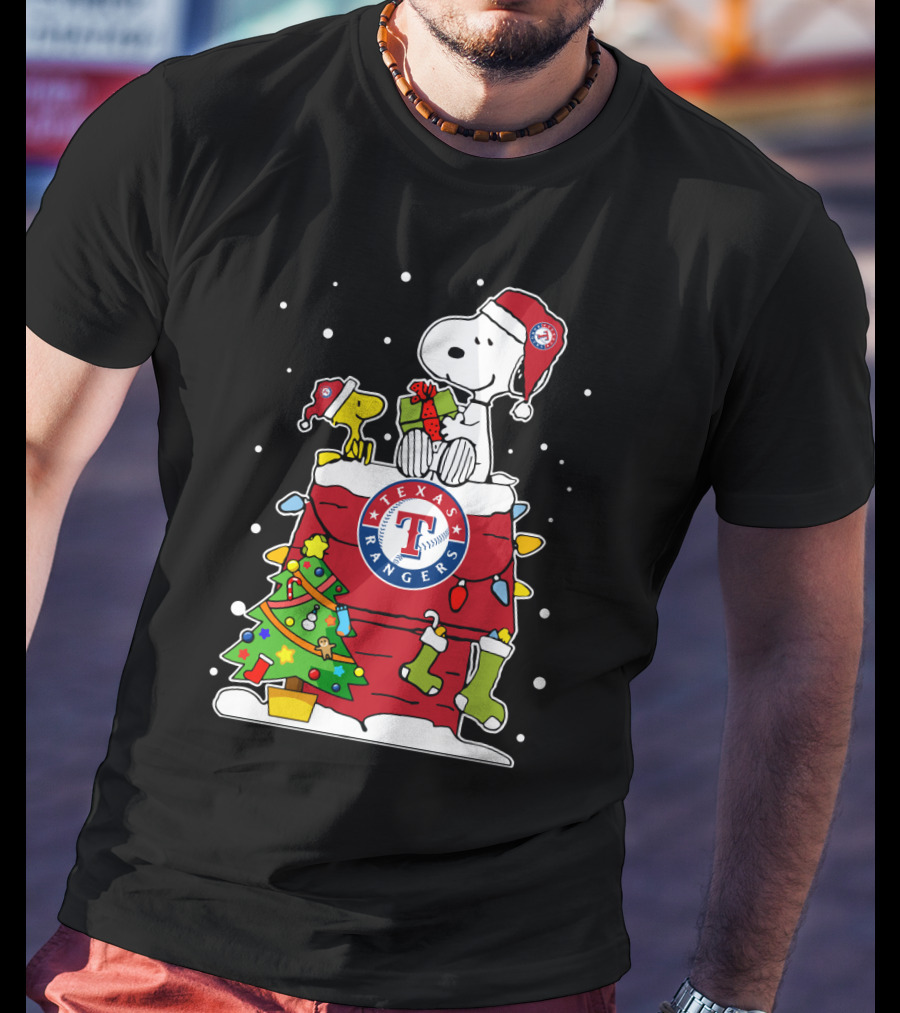 Texas Rangers Snoopy And Woodstock Christmas Scene T-Shirt