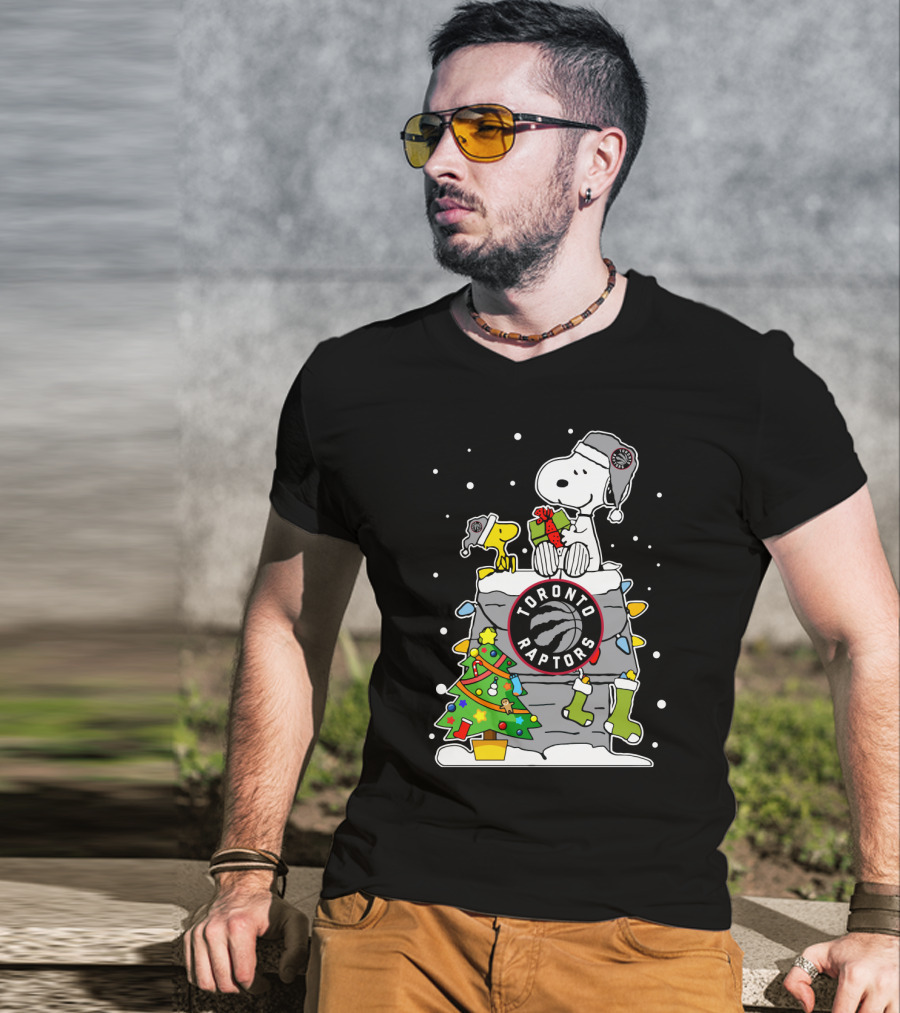 Toronto Raptors Snoopy Holiday Christmas Fans T-Shirt