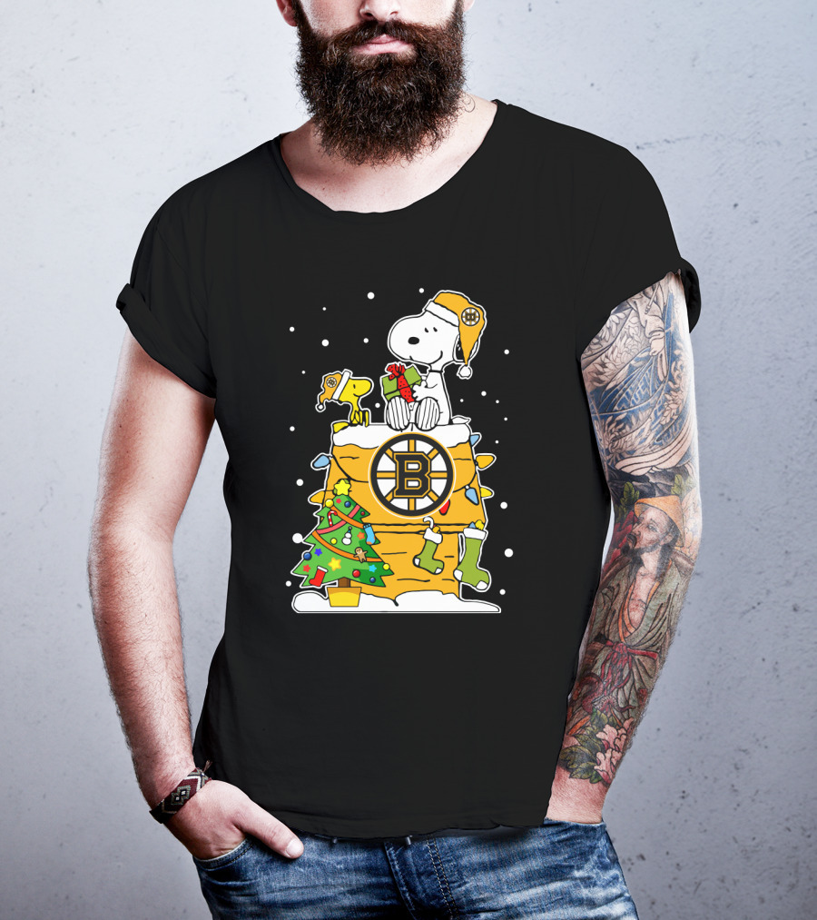 Boston Bruins Christmas Snoopy And Woodstock For Peanuts Fans T-Shirt