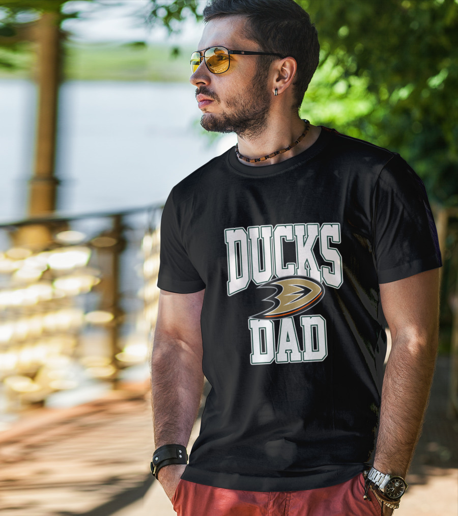Anaheim Ducks Dad Hockey Team Logo T-Shirt
