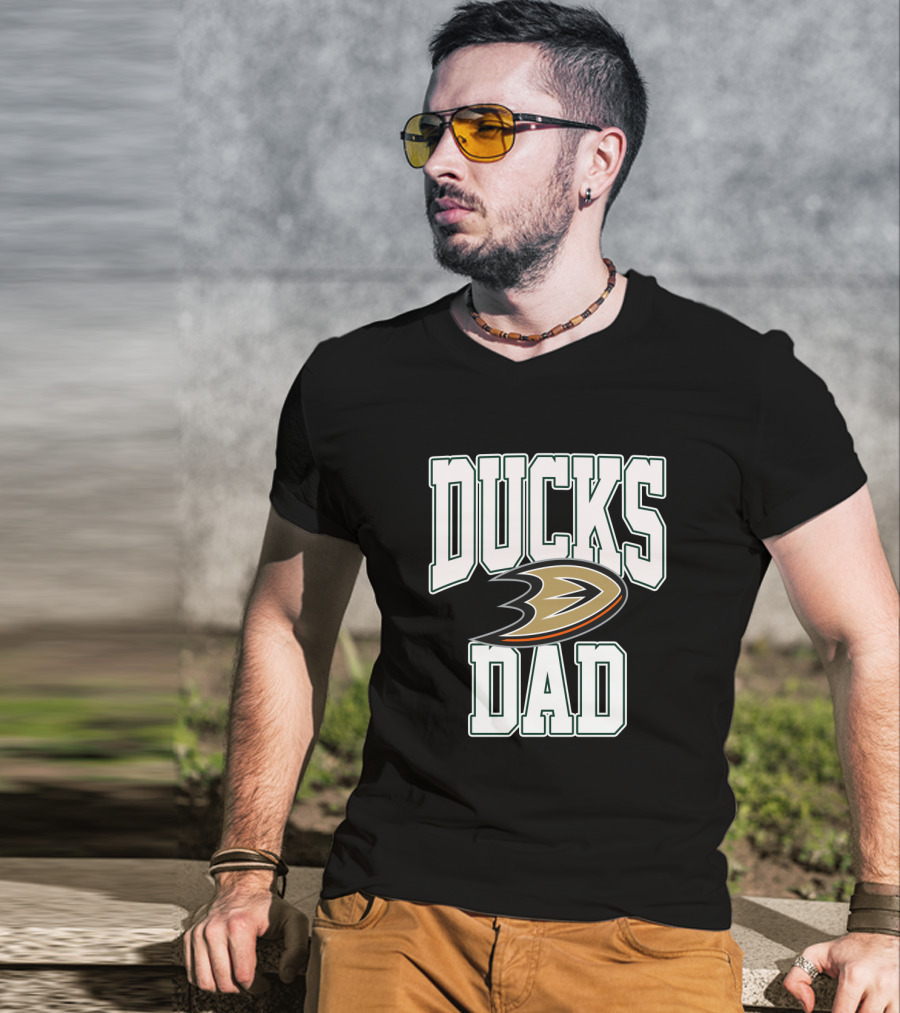 Anaheim Ducks Dad Hockey Team Logo T-Shirt