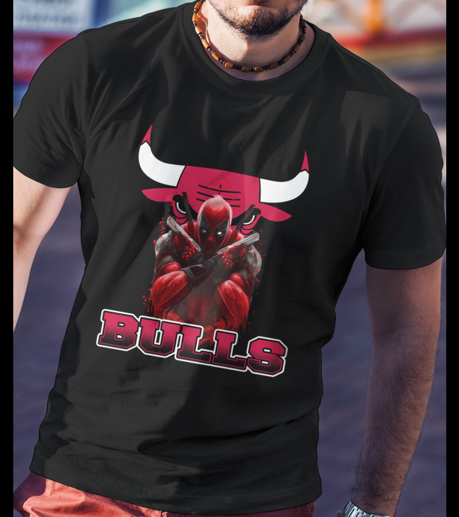 Chicago Bulls Deadpool Collaboration Bulls Logo Crossover T-Shirt