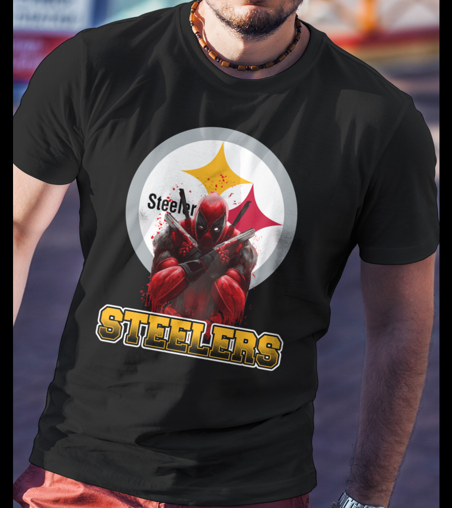Steelers Deadpool Crossover With Pittsburgh Steelers Logo And Character Pose T-Shirt