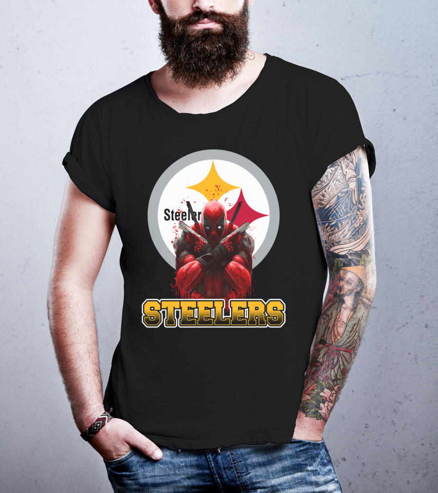 Steelers Deadpool Crossover With Pittsburgh Steelers Logo And Character Pose T-Shirt