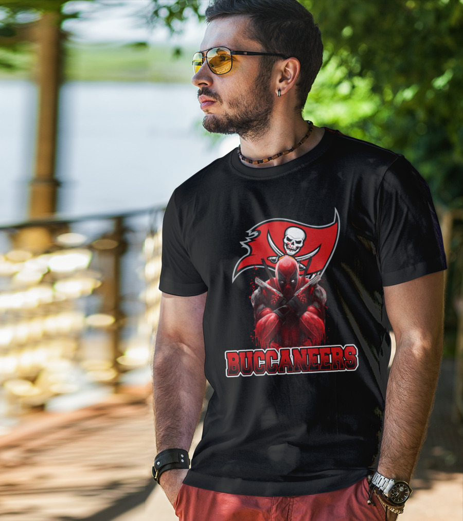 Tampa Bay Buccaneers Deadpool Crossover Fans NFL Football Marvel Comics T-Shirt
