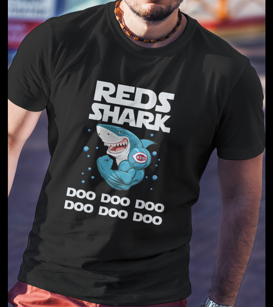 Reds Shark Doo Doo Doo Reds Shark Doo Doo Doo T-Shirt