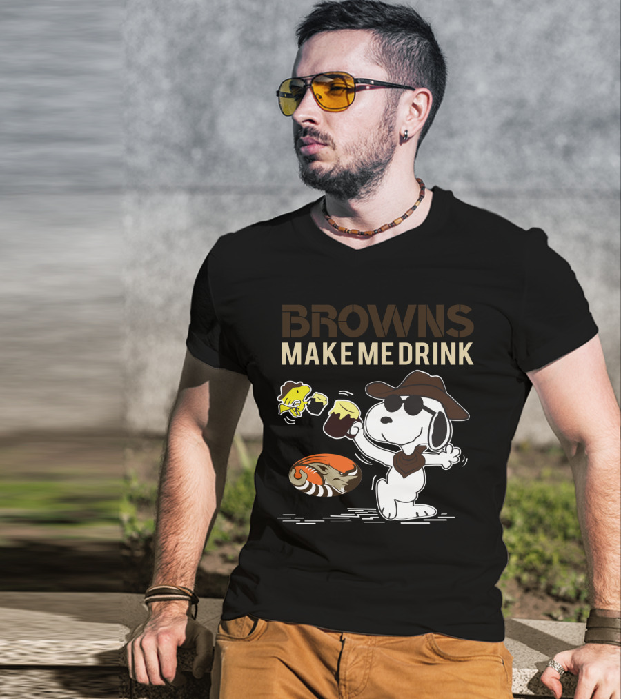 Browns Make Me Drink Snoopy And Woodstock Cleveland Browns Fans T-Shirt