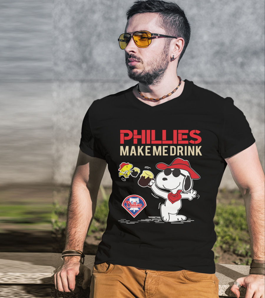 Phillies Make Me Drink Snoopy Phillies Logo And Woodstock Cheers T-Shirt