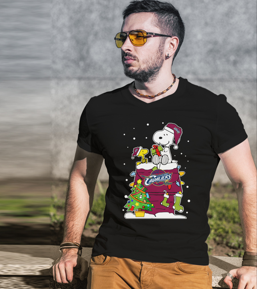 Cleveland Cavaliers Snoopy Christmas Peanuts Basketball Holiday T-Shirt