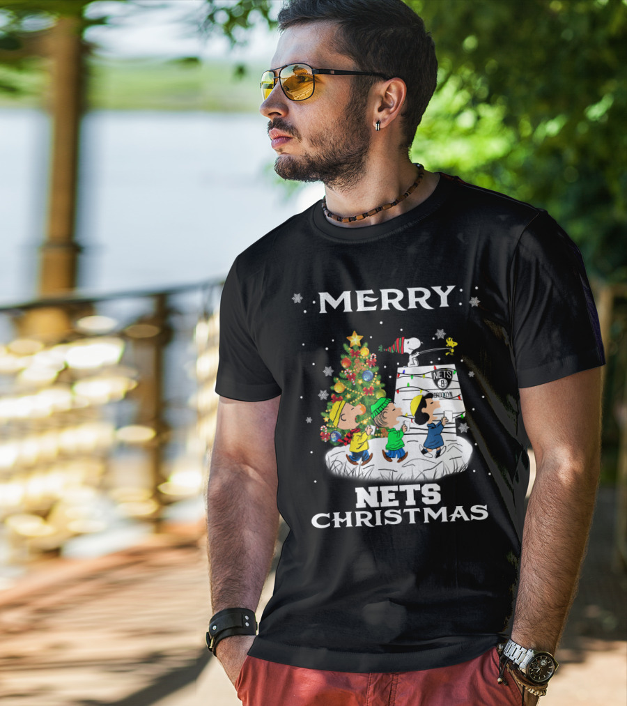 Merry Brooklyn Nets Christmas Snoopy Fans Peanuts Christmas Tree T-Shirt