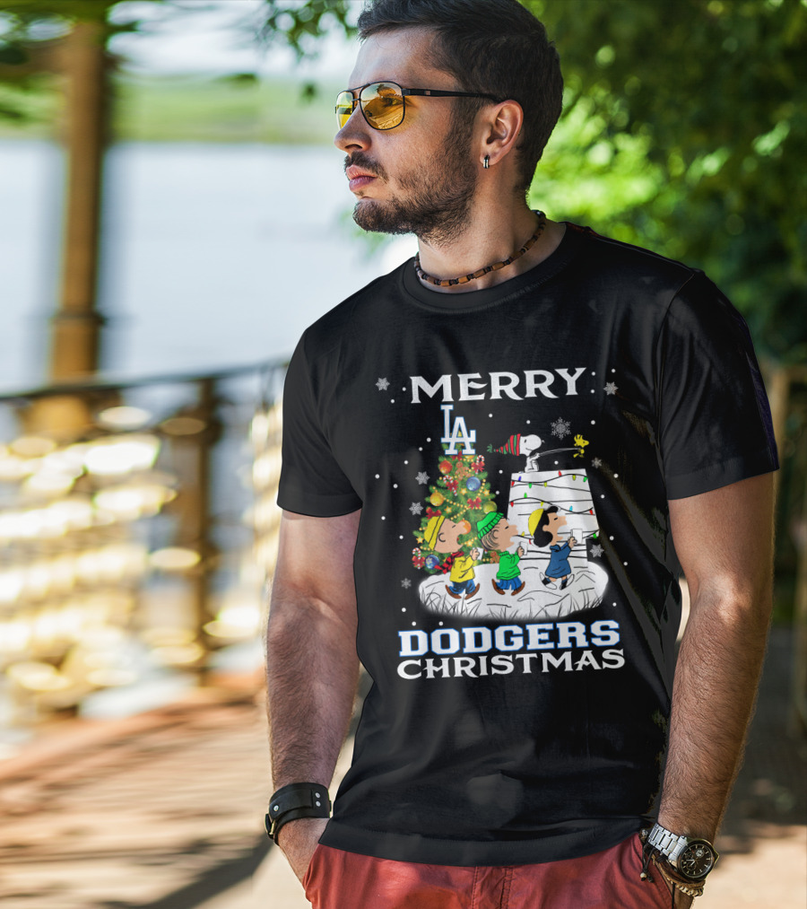 Merry Los Angeles Dodgers Christmas With Snoopy And Peanuts Holiday Scene T-Shirt