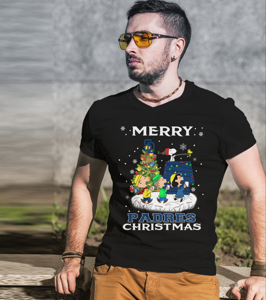 Merry San Diego Padres Christmas Featuring Snoopy And Peanuts Characters T-Shirt