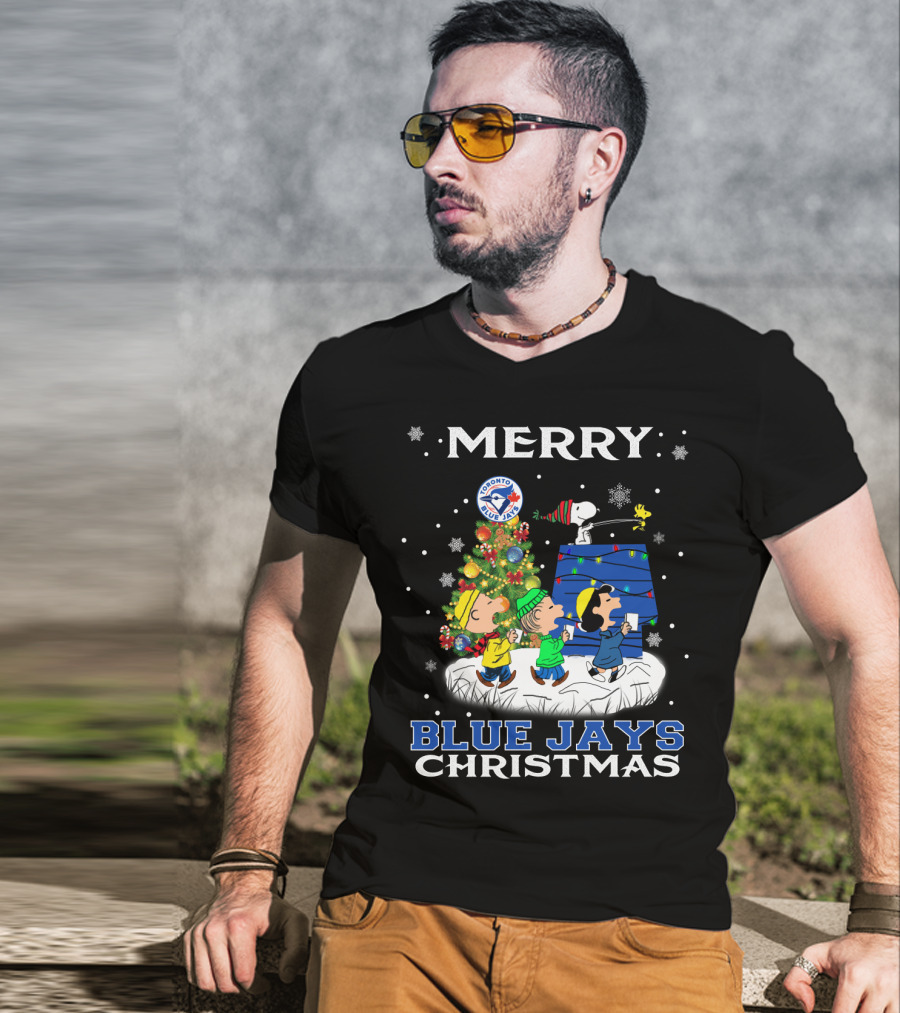 Merry Toronto Blue Jays Christmas Featuring Snoopy And Friends Holiday Scene T-Shirt