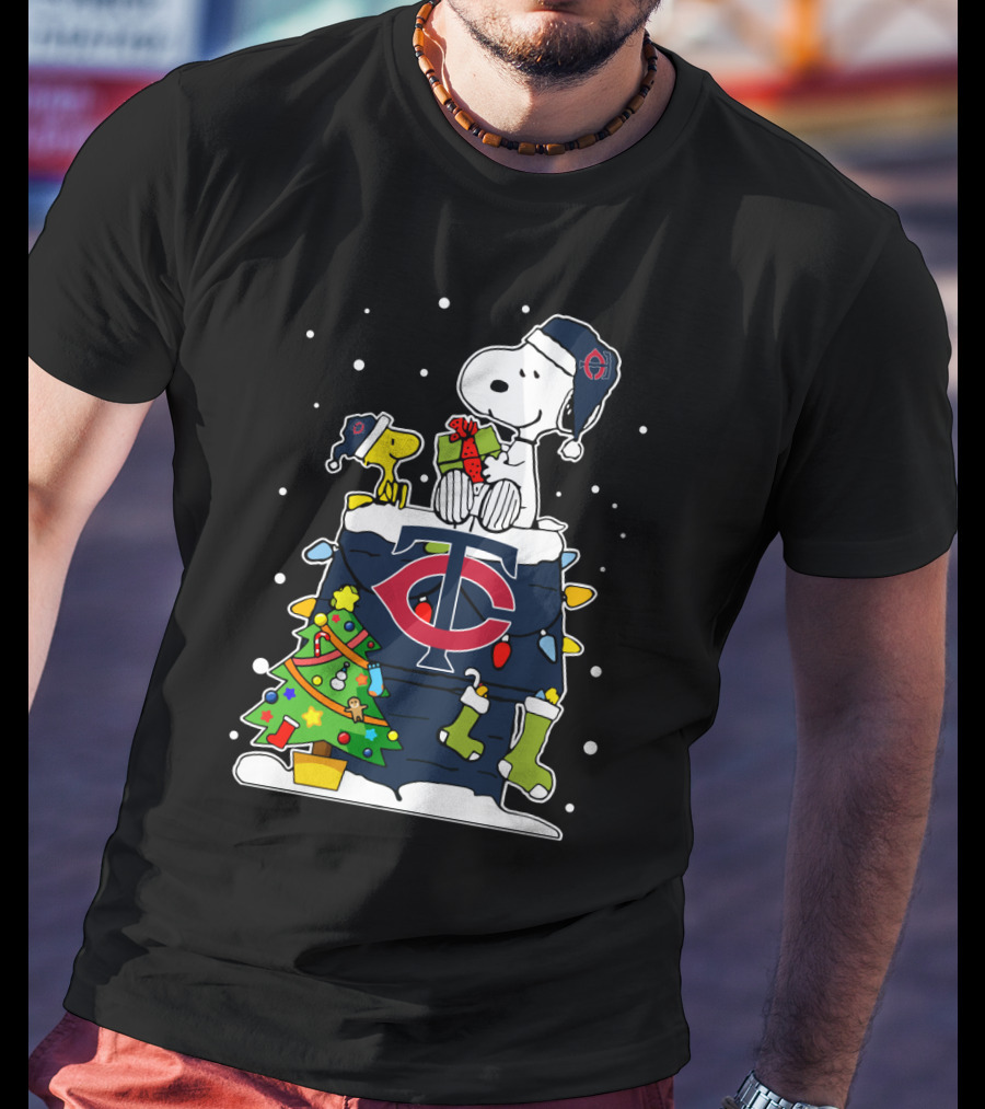 Minnesota Twins Snoopy And Woodstock Christmas T-Shirt