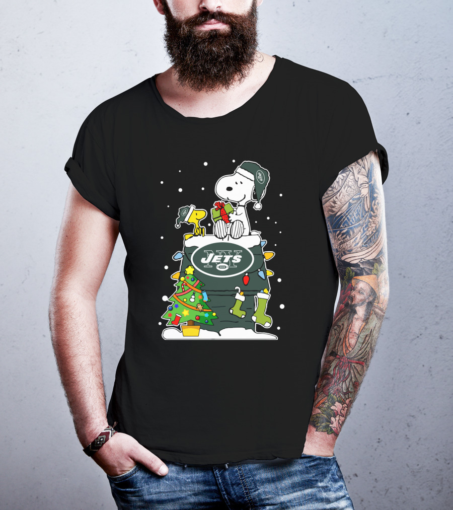 Snoopy And Woodstock Celebrate New York Jets Christmas T-Shirt