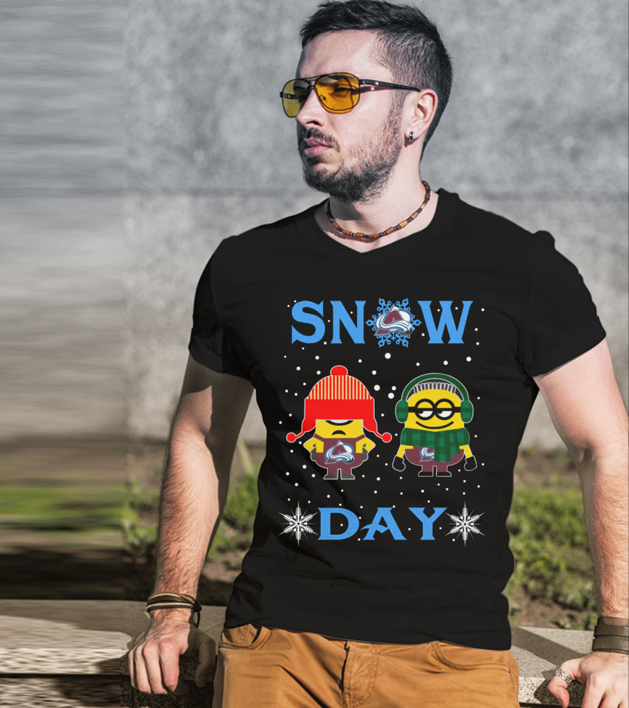 Colorado Avalanche Snow Day With Minions In Winter Gear T-Shirt