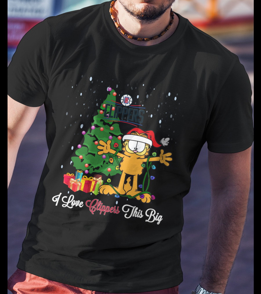 La Clippers Christmas Garfield With Tree And Gifts I Love Clippers This Big T-Shirt
