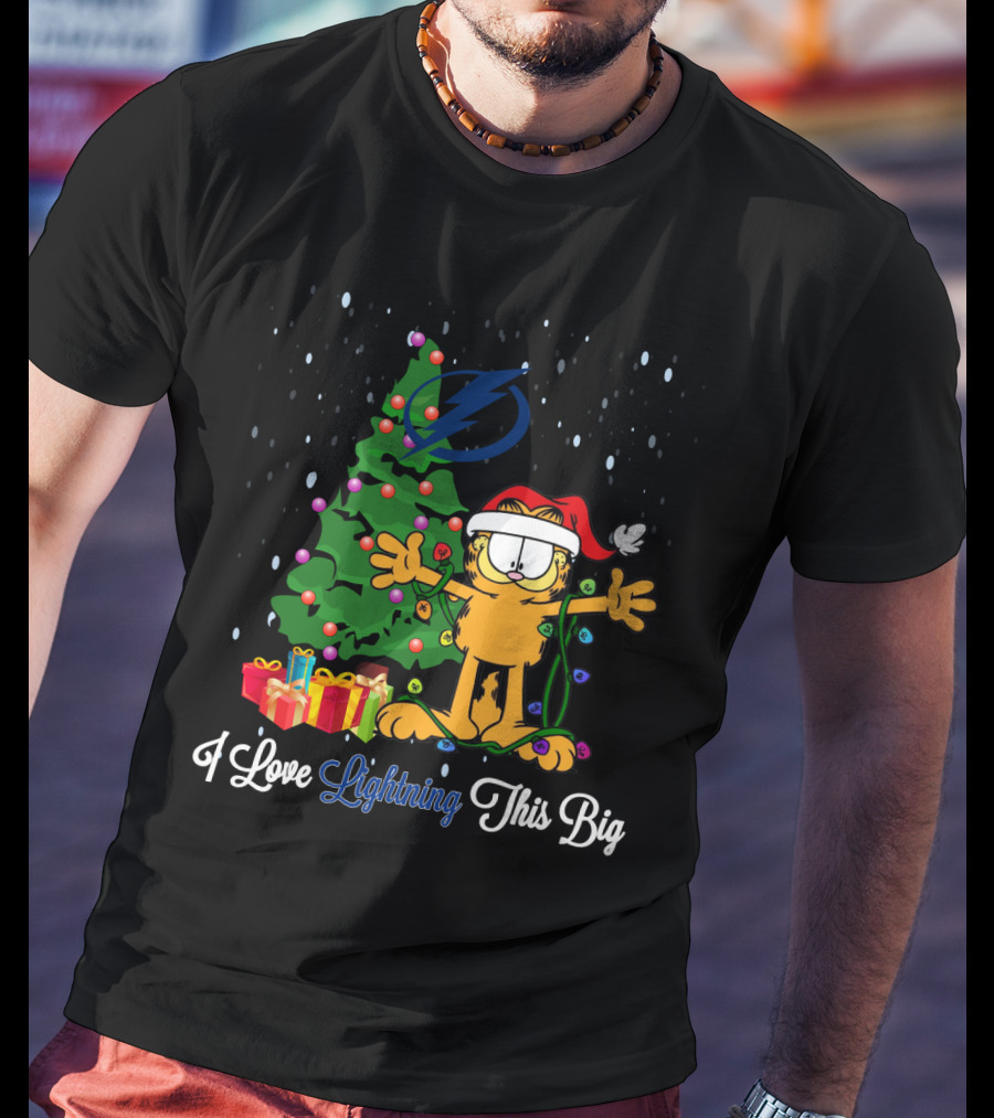 I Love Lightning This Big Christmas Garfield Cat Tampa Bay Lightning Tree Presents T-Shirt