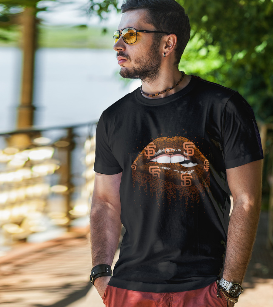 Glitter Lips San Francisco Giants Logo Sparkle Fans T-Shirt