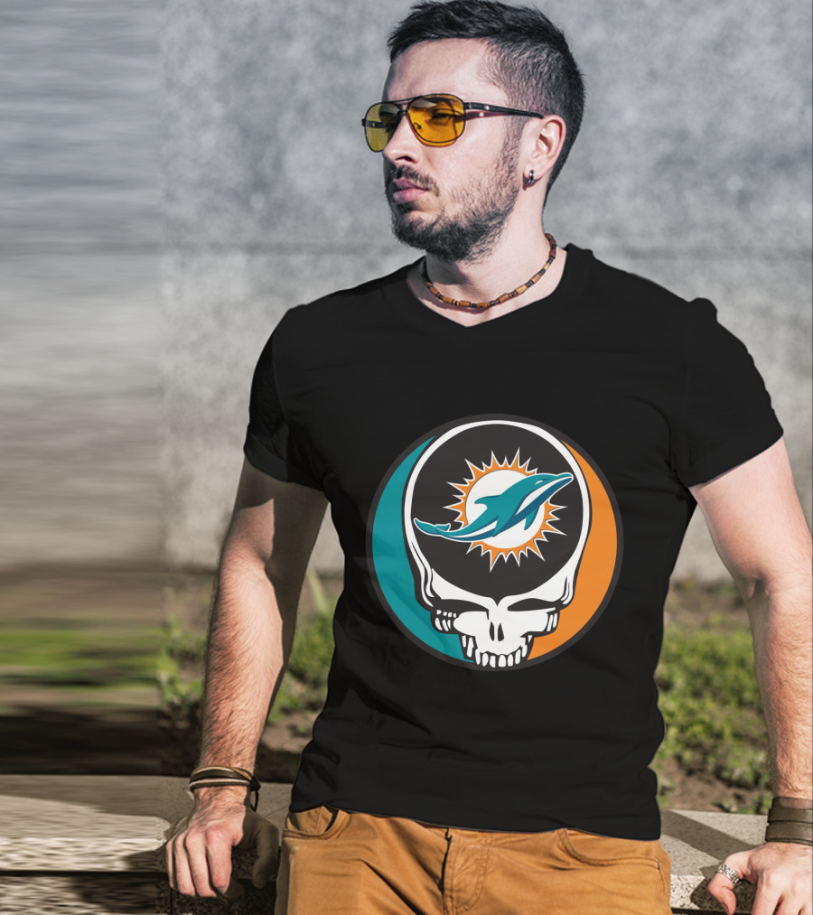 Grateful Dead Skull With Miami Dolphins Logo Fusion For Fans T-Shirt