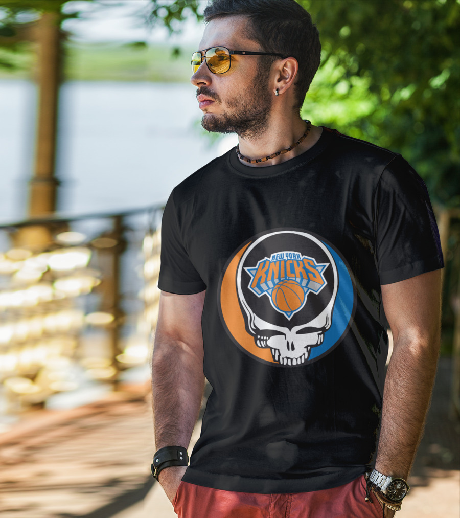 New York Knicks Grateful Dead Skull Basketball Fusion T-Shirt