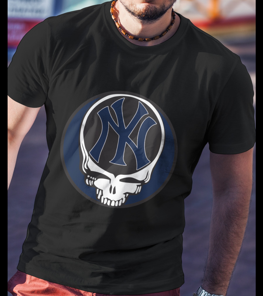 New York Yankees Grateful Dead Skull Logo Fusion T-Shirt