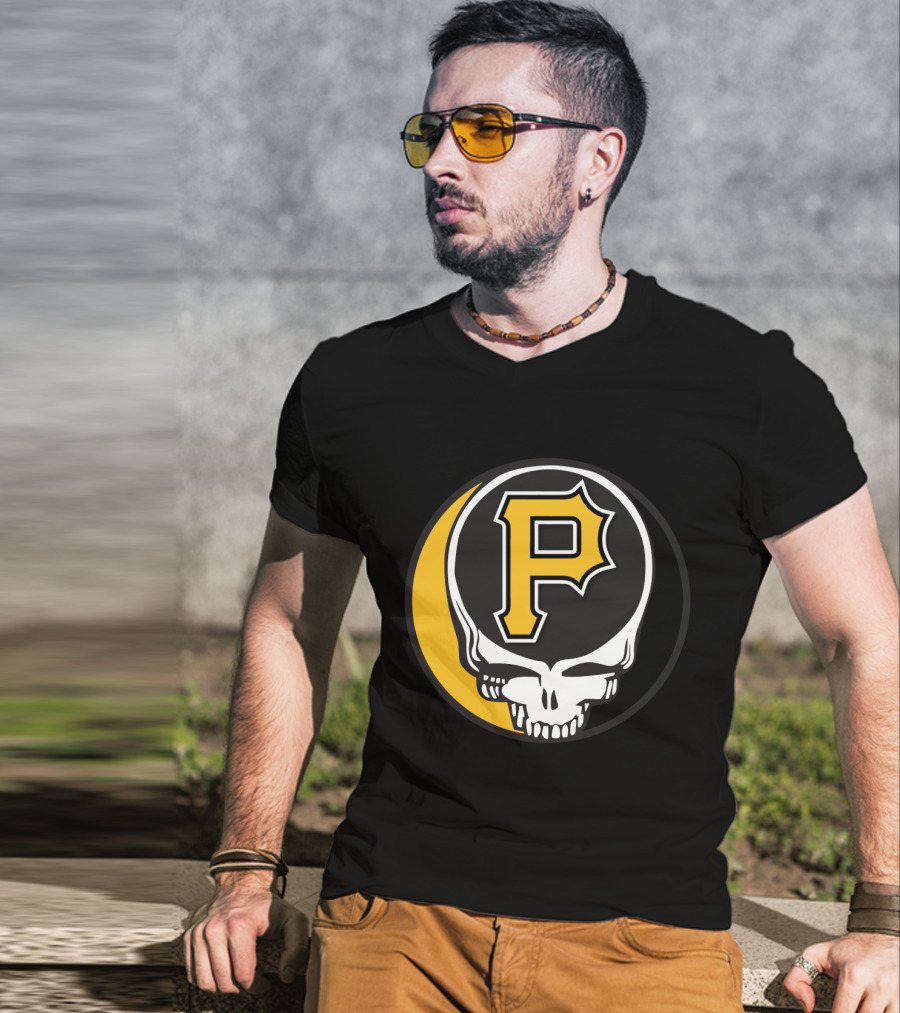 Grateful Dead Skull With Pittsburgh Pirates Logo For Fans T-Shirt