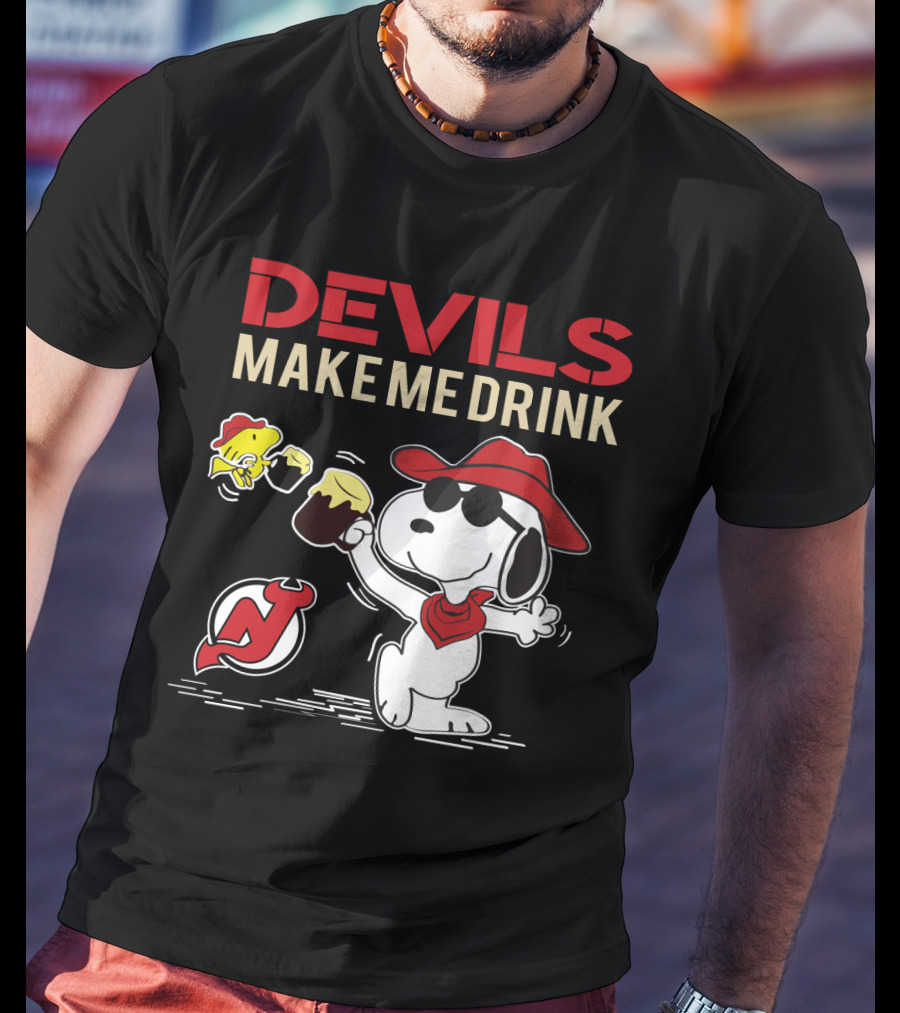 New Jersey Devils Fans Snoopy Devils Make Me Drink T-Shirt