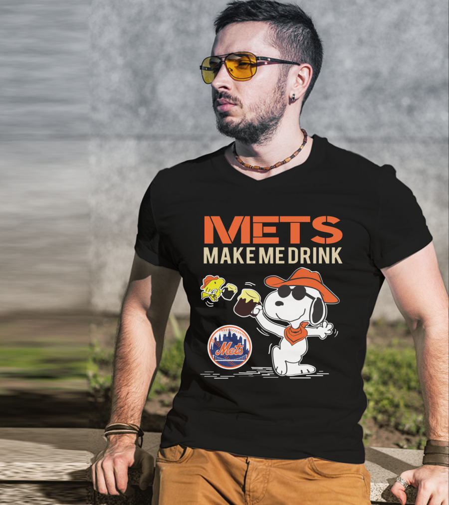 Snoopy Mets Make Me Drink New York Mets Fans T-Shirt