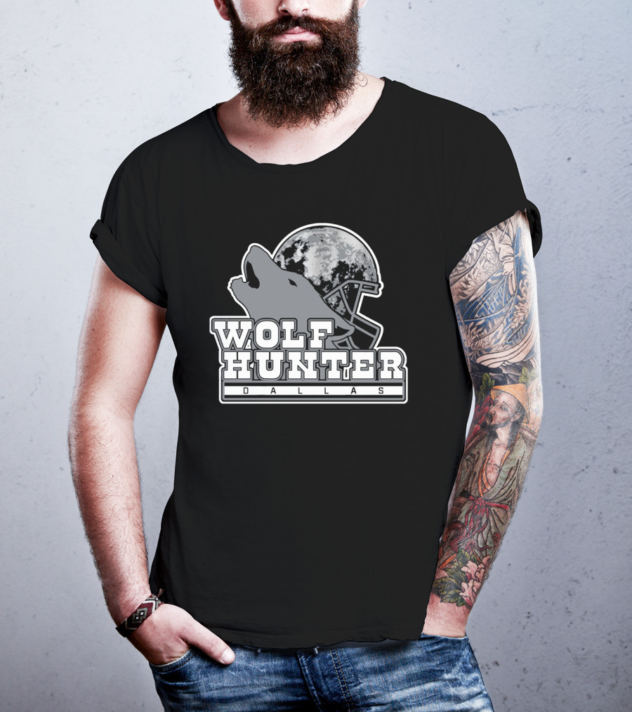 Dallas Wolf Hunter Full Moon Football Howl T-Shirt