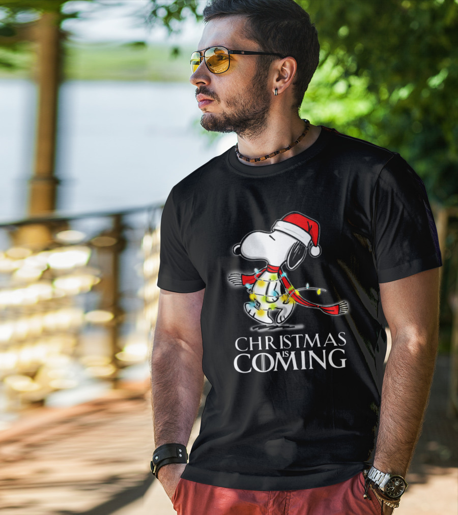 Snoopy Christmas Is Coming Game Of Thrones Santa Hat Lights T-Shirt