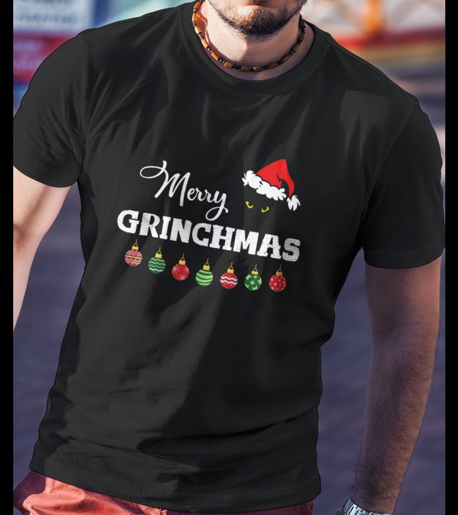 Merry Grinchmas Black Santa Hat Garland T-Shirt