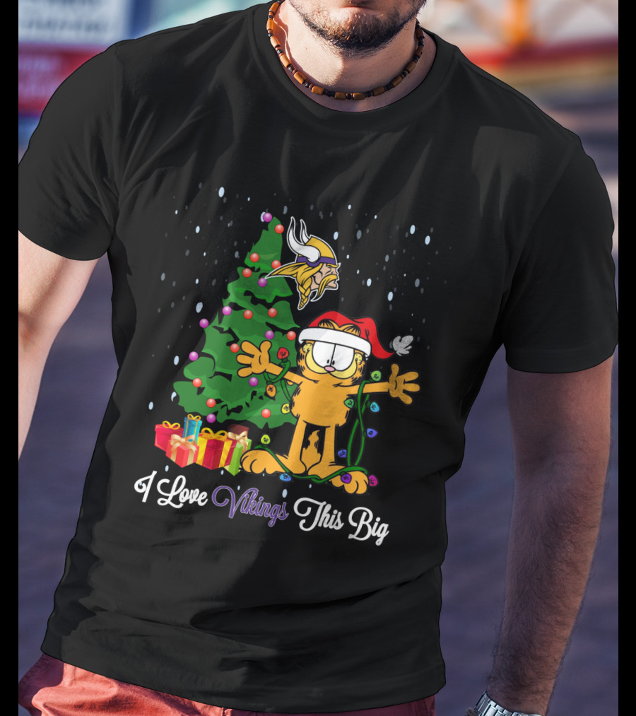 I Love Minnesota Vikings This Big Christmas Tree Santa Hat Gift T-Shirt