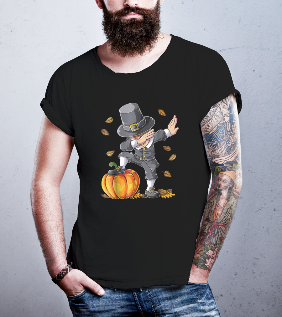 Pilgrim Dabbing On Pumpkin With Falling Autumn Leaves T-Shirt