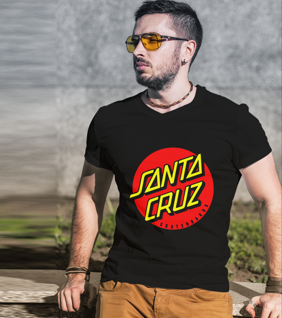 Santa Cruz Skateboards Red Circle Logo Vintage Style T-Shirt