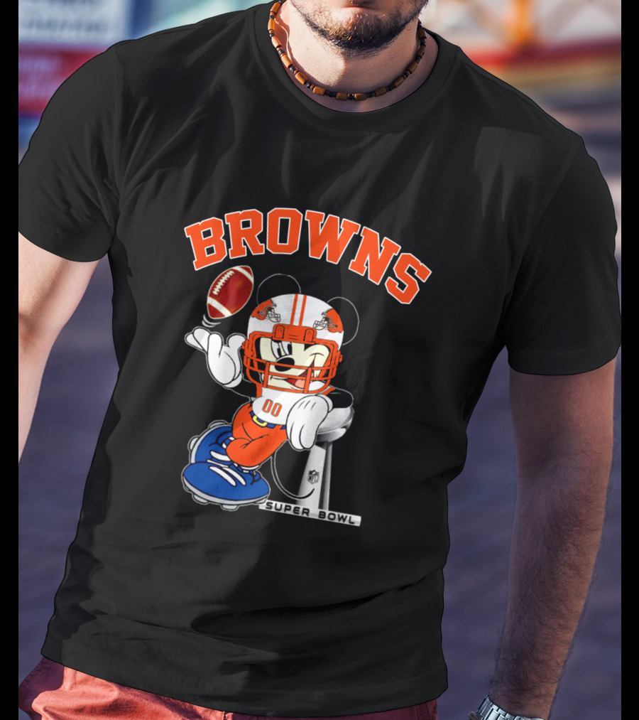 Browns Mickey Nfl Super Bowl Football T-Shirt