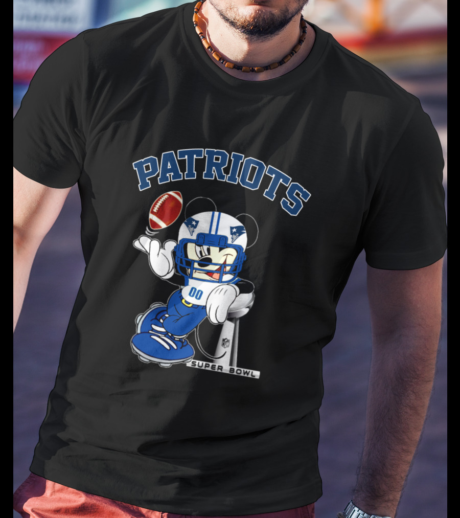 Patriots Mickey Nfl Super Bowl Football T-Shirt