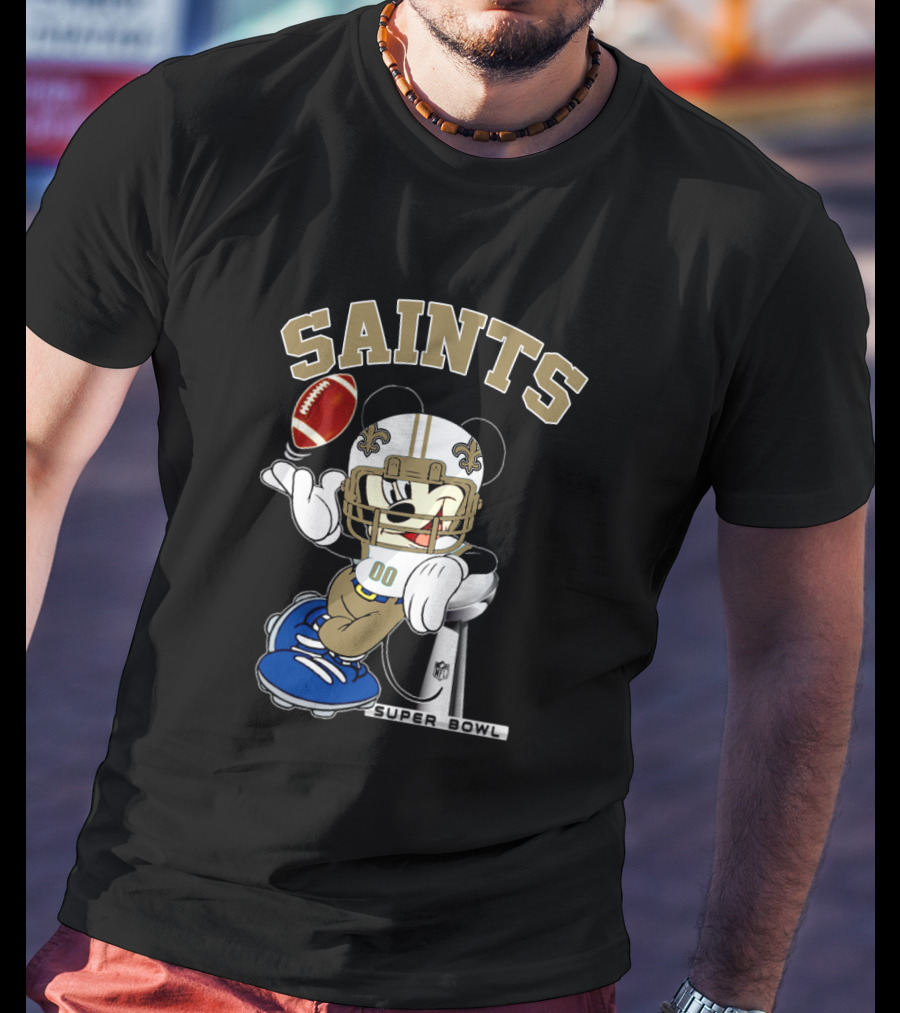 New Orleans Saints Mickey Mouse Nfl Super Bowl Football T-Shirt