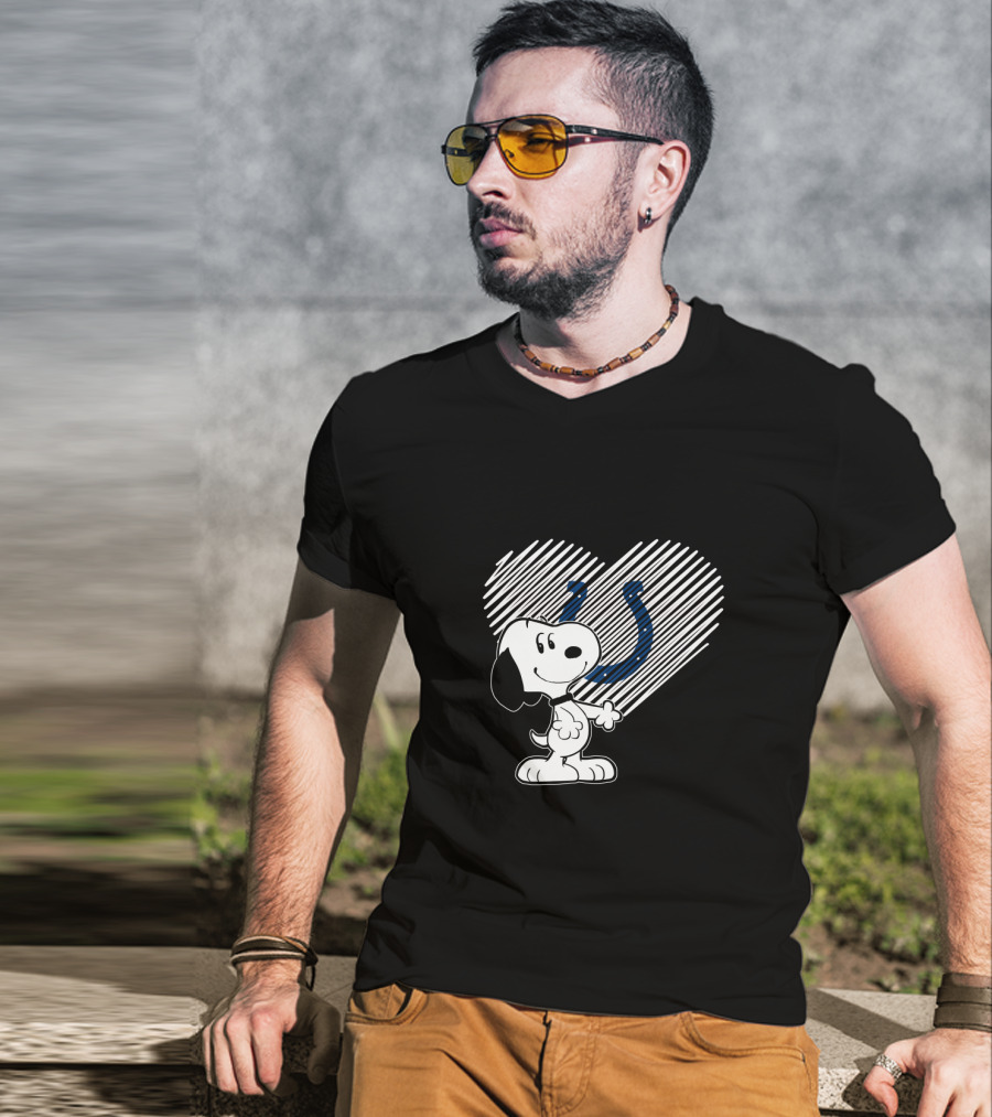 Snoopy Heart Indianapolis Colts Fans T-Shirt