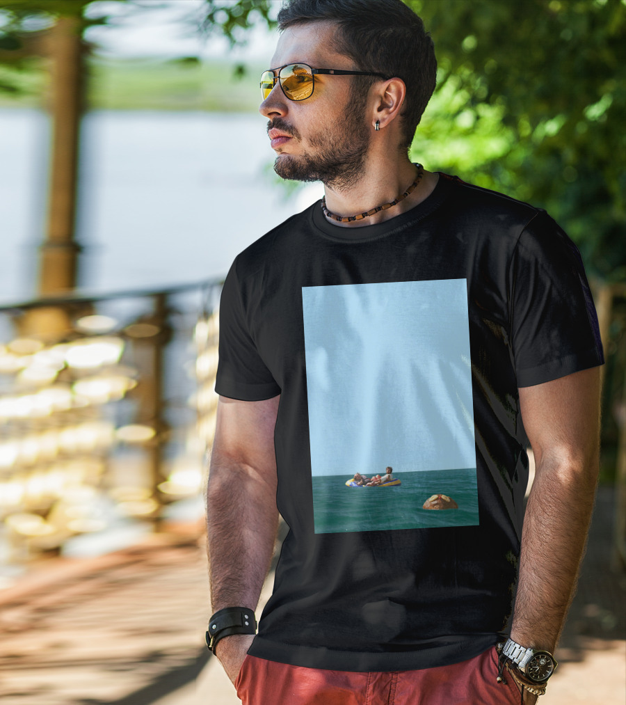 It's Always Sunny In Philadelphia Rafting Adventure Scene T-Shirt