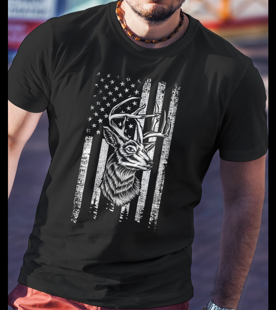 Deer Hunting Hunter Deer Head Antler With American Flag Background T-Shirt