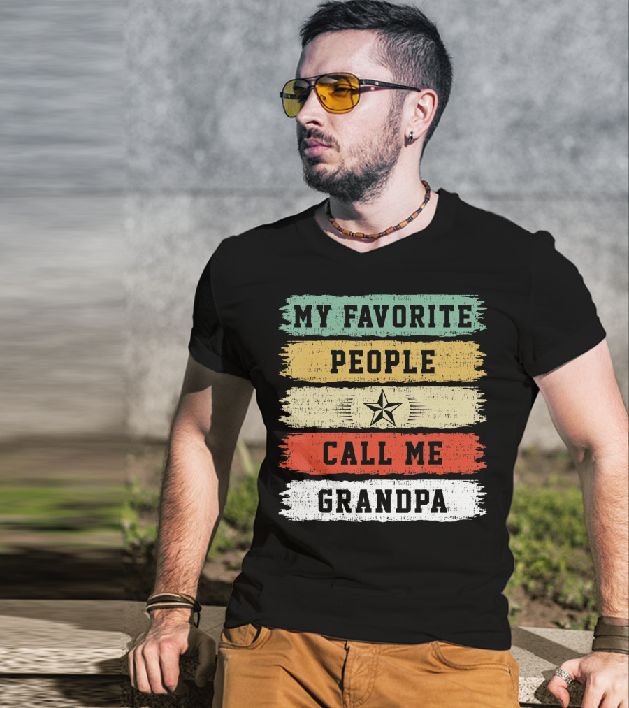 My Favorite People Call Me Grandpa Distressed Stripes Star T-Shirt