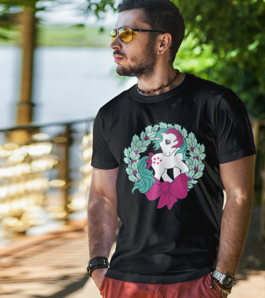 My Little Pony Christmas Holly Wreath With Bow And Pink Mane T-Shirt