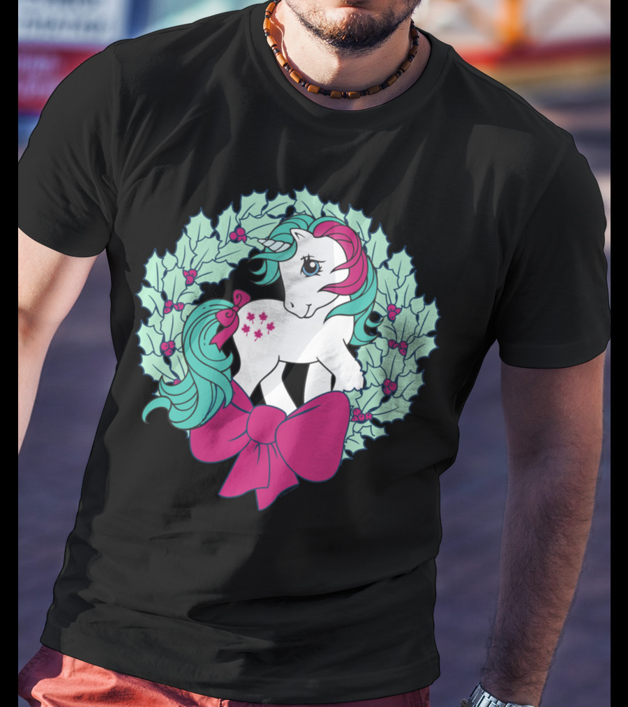 My Little Pony Christmas Holly Wreath With Bow And Pink Mane T-Shirt