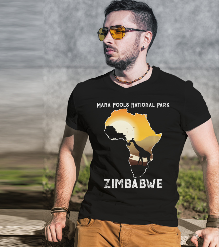 Mana Pools National Park Africa Giraffe Sunset Zimbabwe T-Shirt